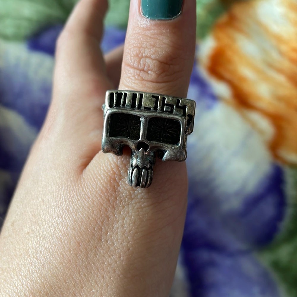 Vintage G&S biker ring